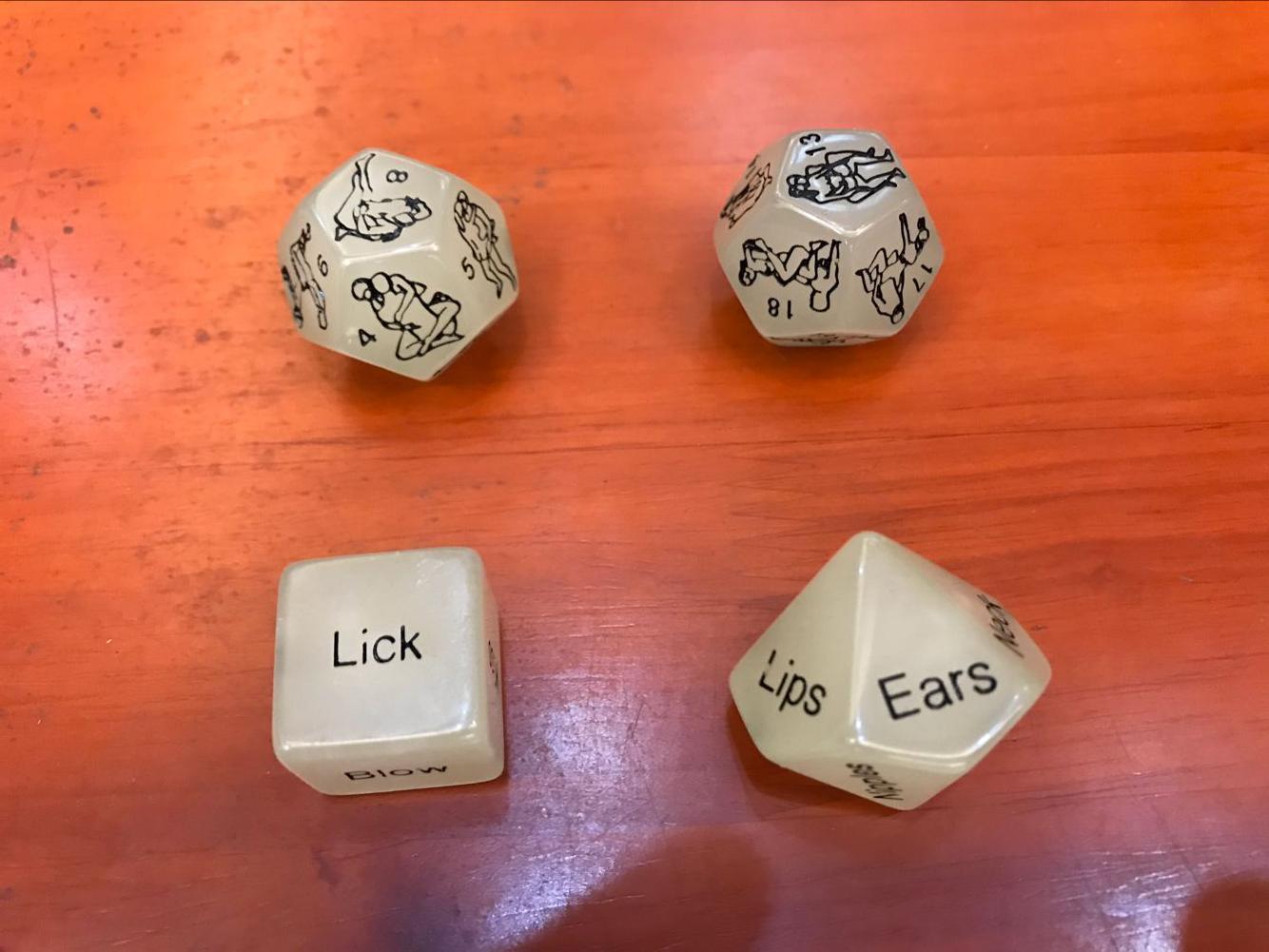 Flirting Sex Fun Dice Men And Women