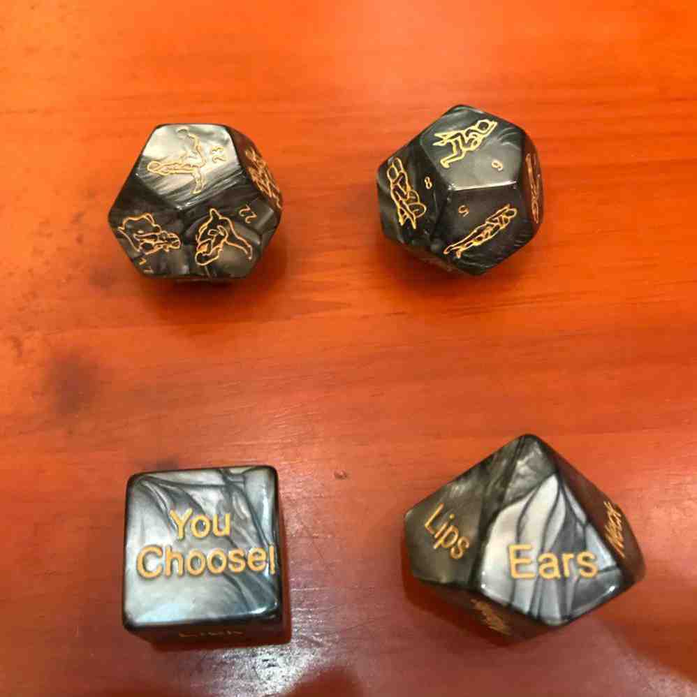 Flirting Sex Fun Dice Men And Women